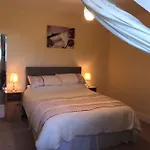 Mulhollow House Only Bed & Breakfast Keel (Mayo)