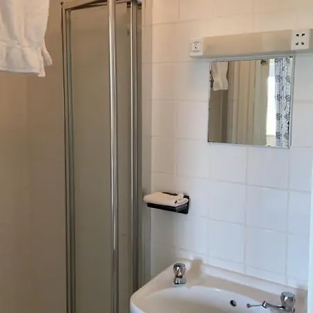 Mulhollow House Only 3* Keel