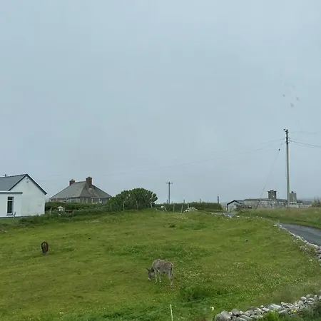 Mulhollow House Only 3* Keel (Mayo)