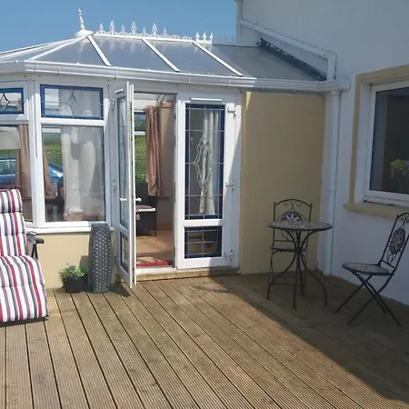 Mulhollow House Only 3*
