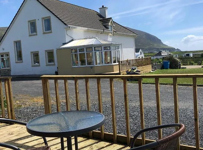 Couette-café Mulhollow House Only