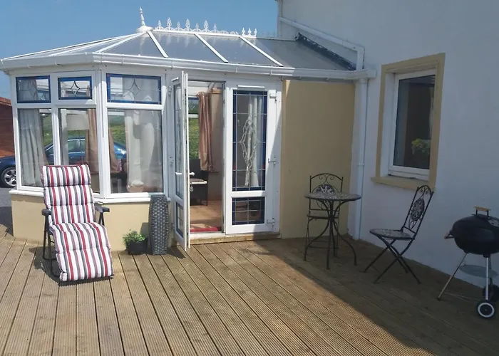 Mulhollow House Only 3*